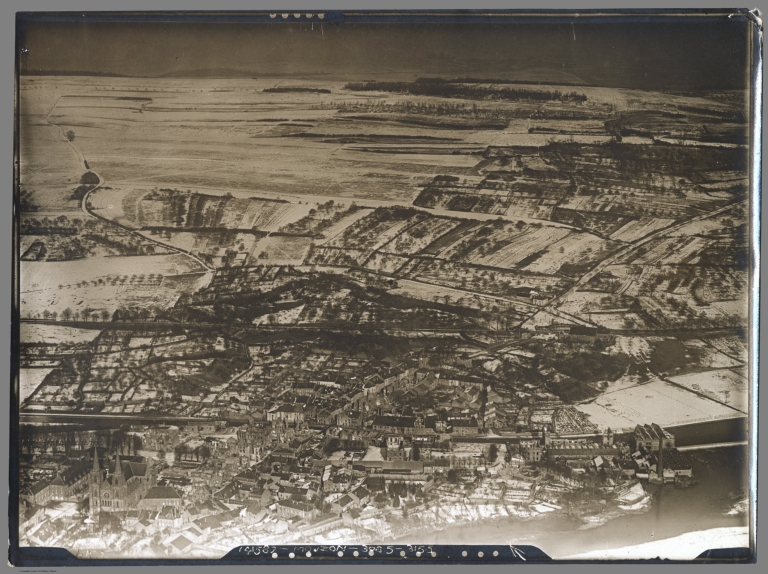 (Aerial Balloon Photographs. 14th Photo Section)